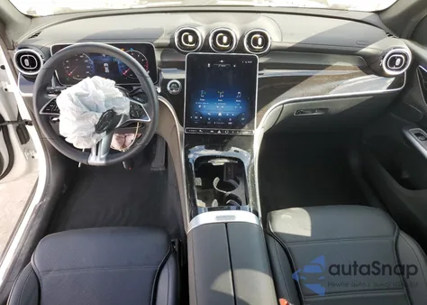 2024 Mercedes-Benz Glc 300 z USA, uszkodzony, nr VIN W1NKM4GB8RF175370